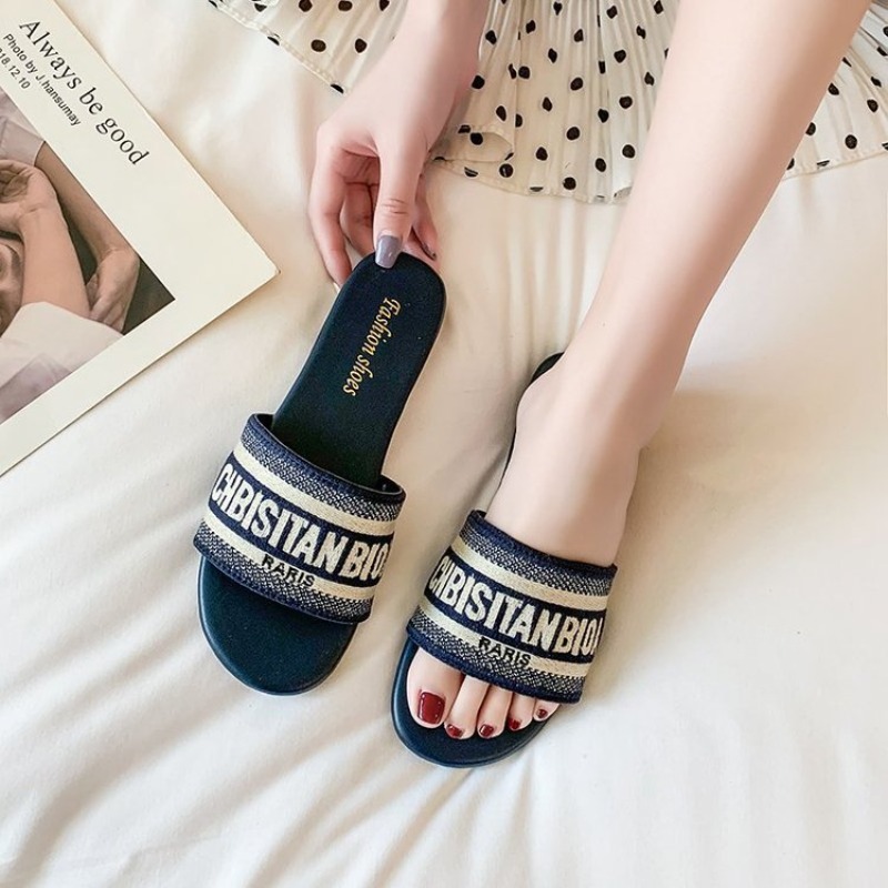 Embroidery Fashion - Women's Fashion Flat Slippers Summer New