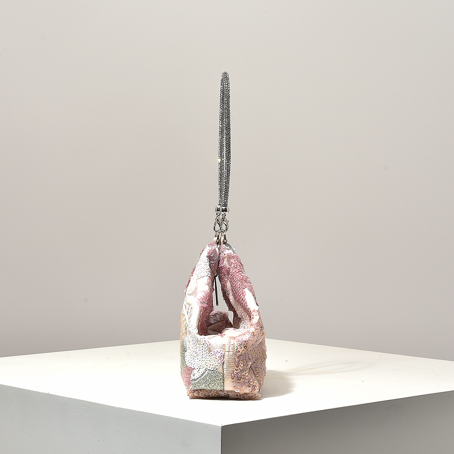 Mini Purse,Sequin Bag,Floral P – Embroidery Flower Pattern Bewertung und Preis