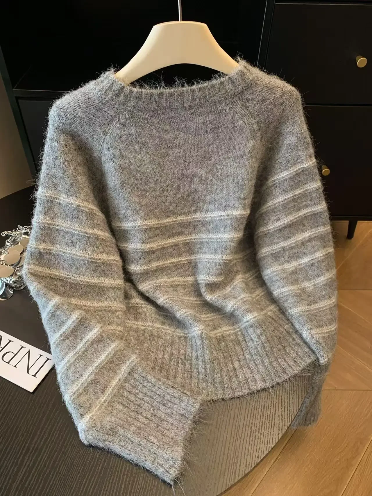 Autumn Winter Women's Striped  – Embroidery Fashion Bewertung und Preis