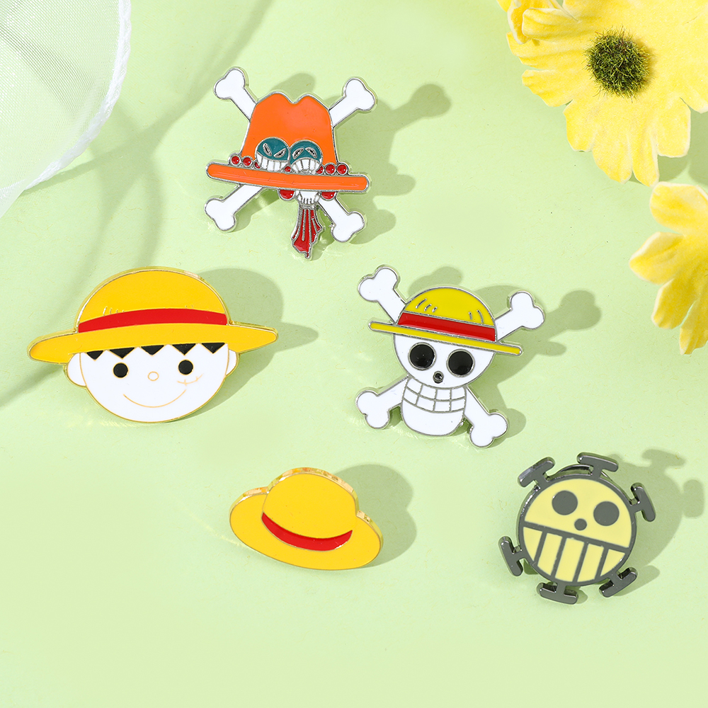 5 Pcs Cartoon Monkey D. Luffy  – Embroidery Wallpaper Bewertung und Preis