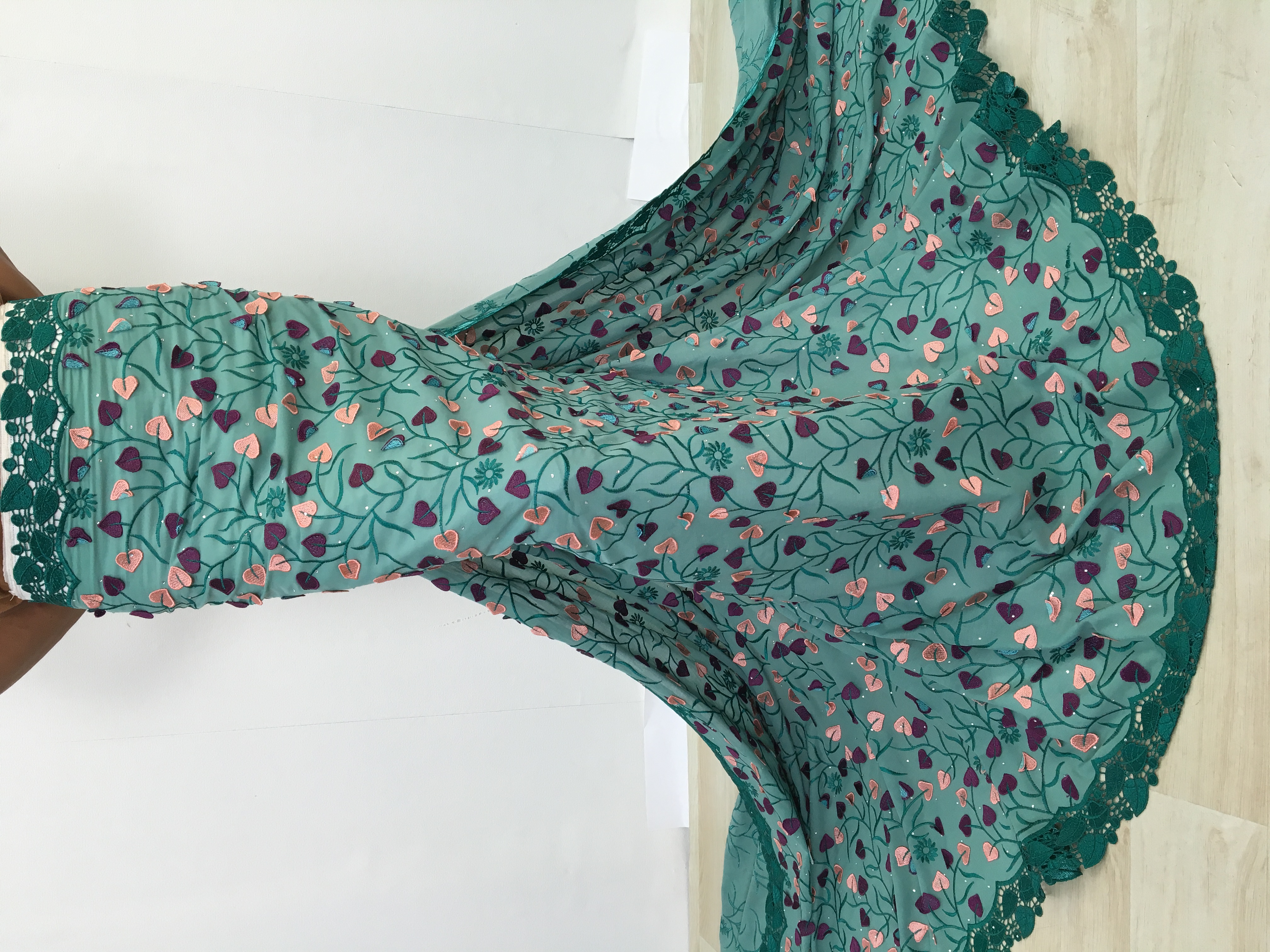 Nigerian Embroidery Cotton Lac – Embroidery Flower Pattern Bewertung und Preis