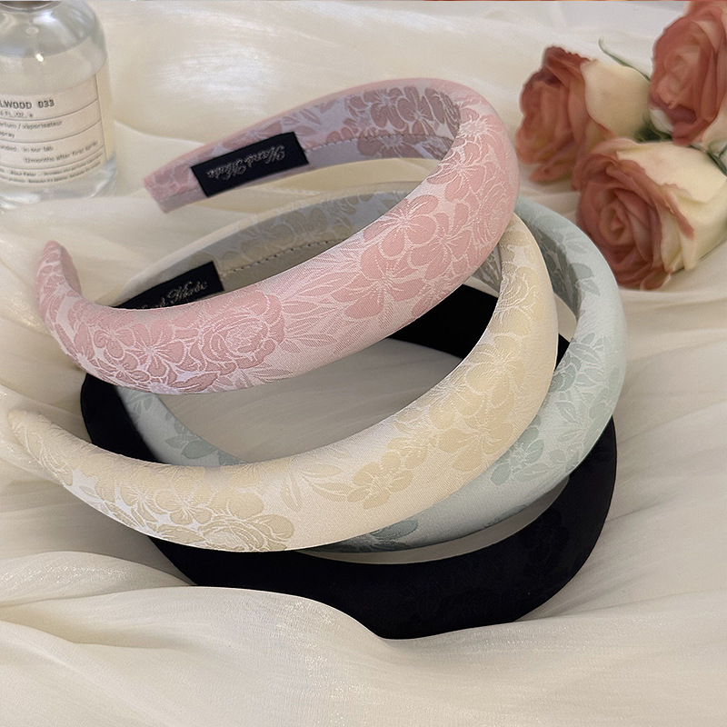 Fashion Women Embroidery Rose  – Embroidery Hooping Bewertung und Preis